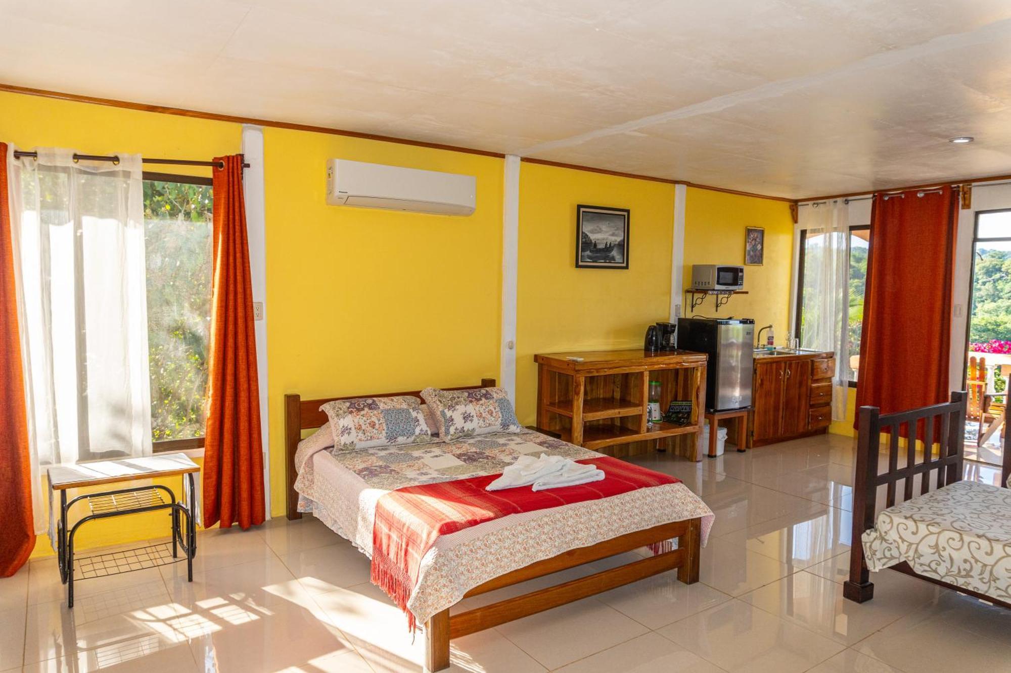 Villa Manolo Ocean And Forest View Hotel Drake Bay Bagian luar foto