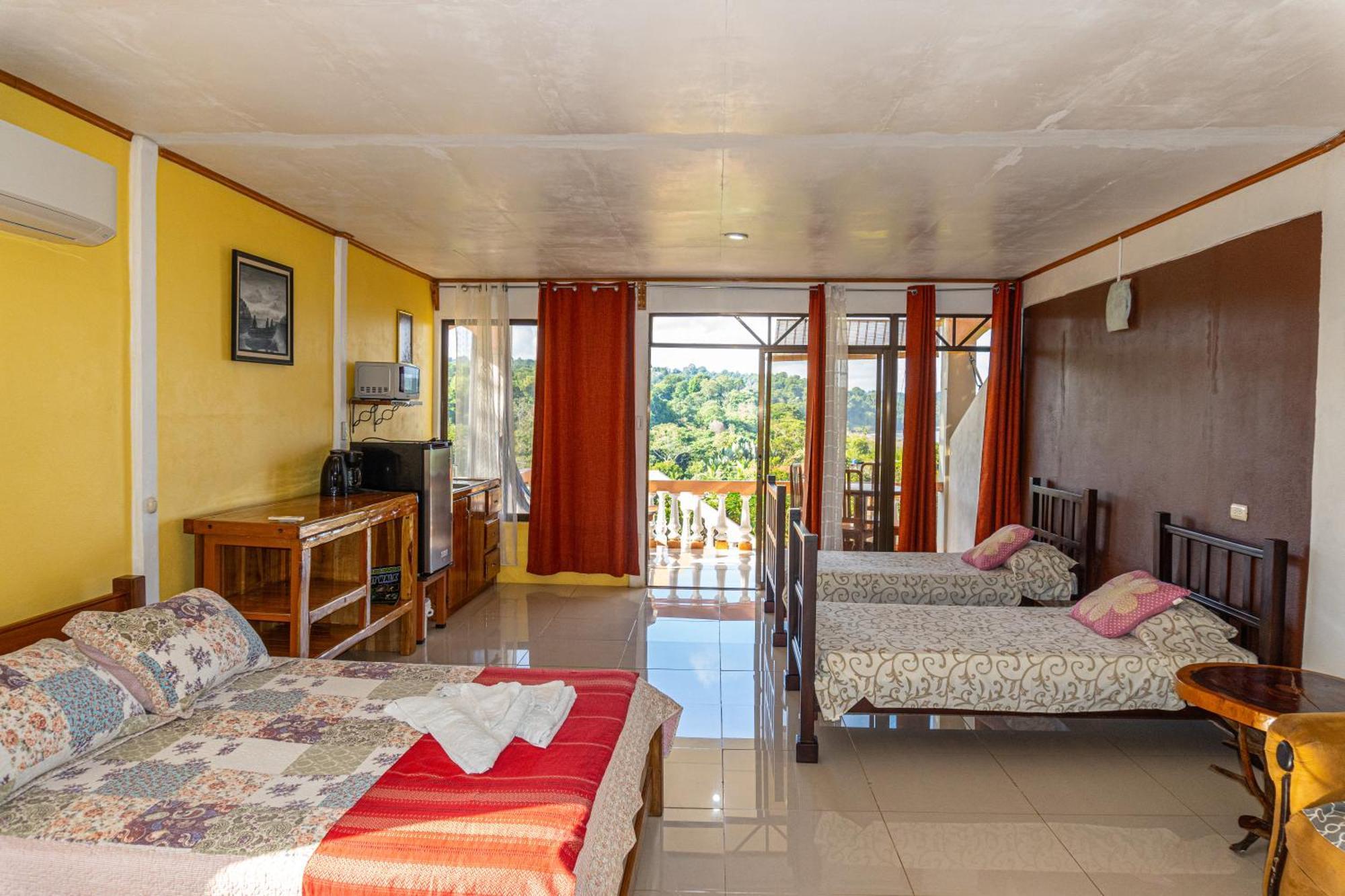 Villa Manolo Ocean And Forest View Hotel Drake Bay Bagian luar foto