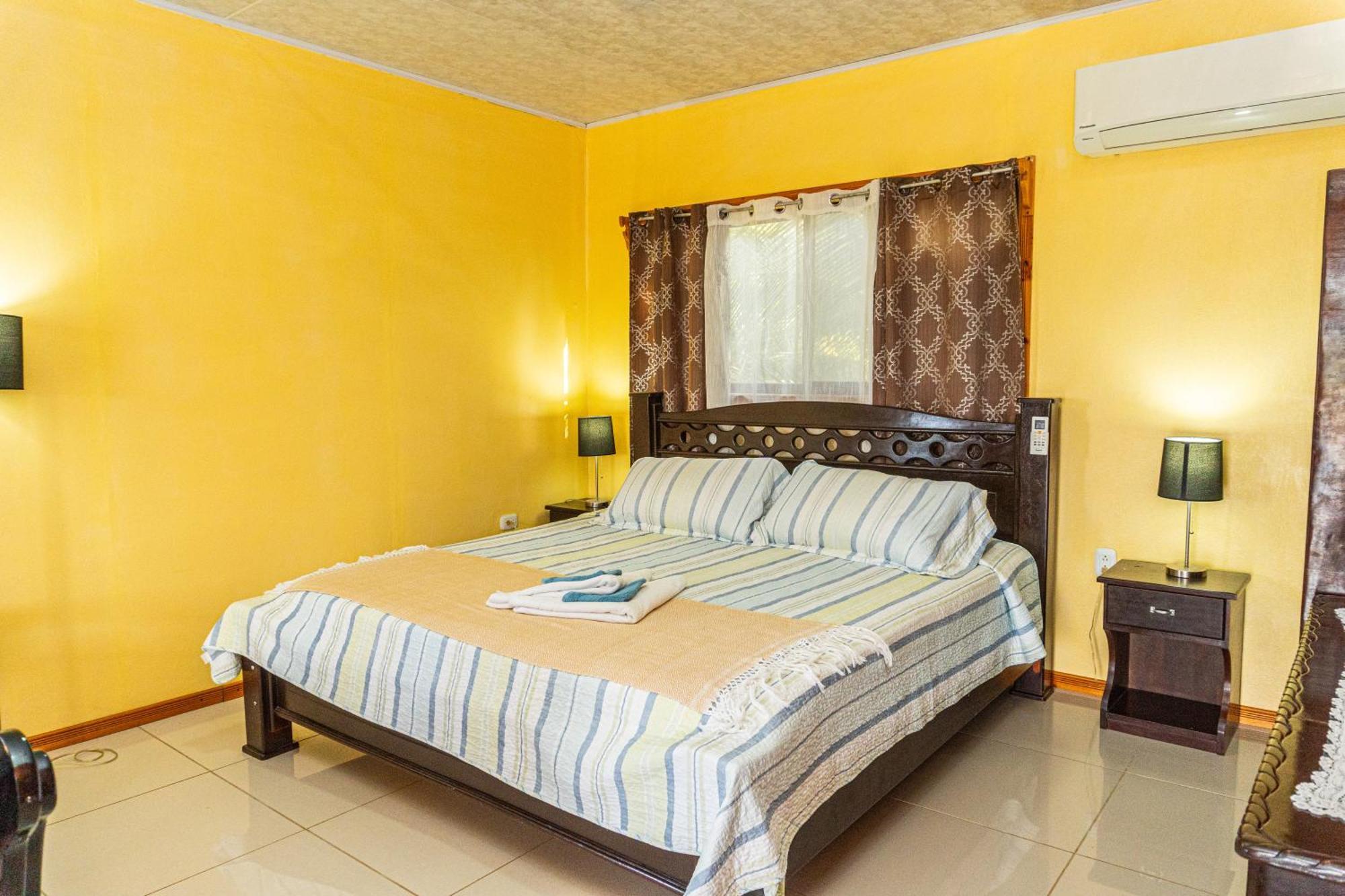 Villa Manolo Ocean And Forest View Hotel Drake Bay Bagian luar foto